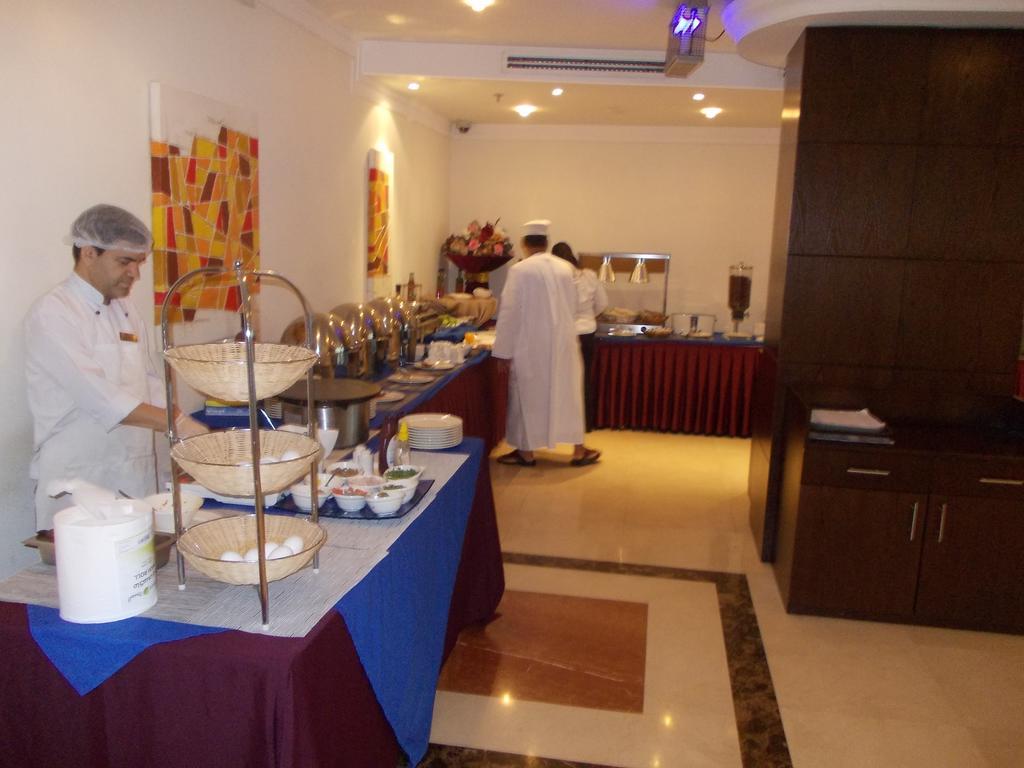 Musherib Hotel Doha Bagian luar foto